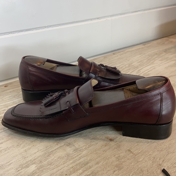 Salvatore FERRAGAMO Oxblood Leather Tassel Loafers Men Size 10B - Picture 5 of 9